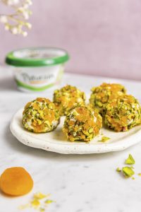 Paturain Cheese Bite met Pistache, Abrikoos en Citroen 