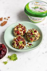 Paturain Cheese Bite met Cranberry, Pecannoten en Peterselie